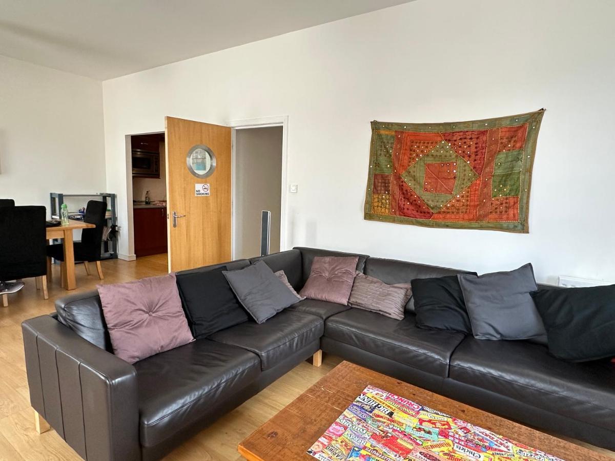 Comfy Two Bedroom Apartment Right In The City Centre Glasgow Esterno foto