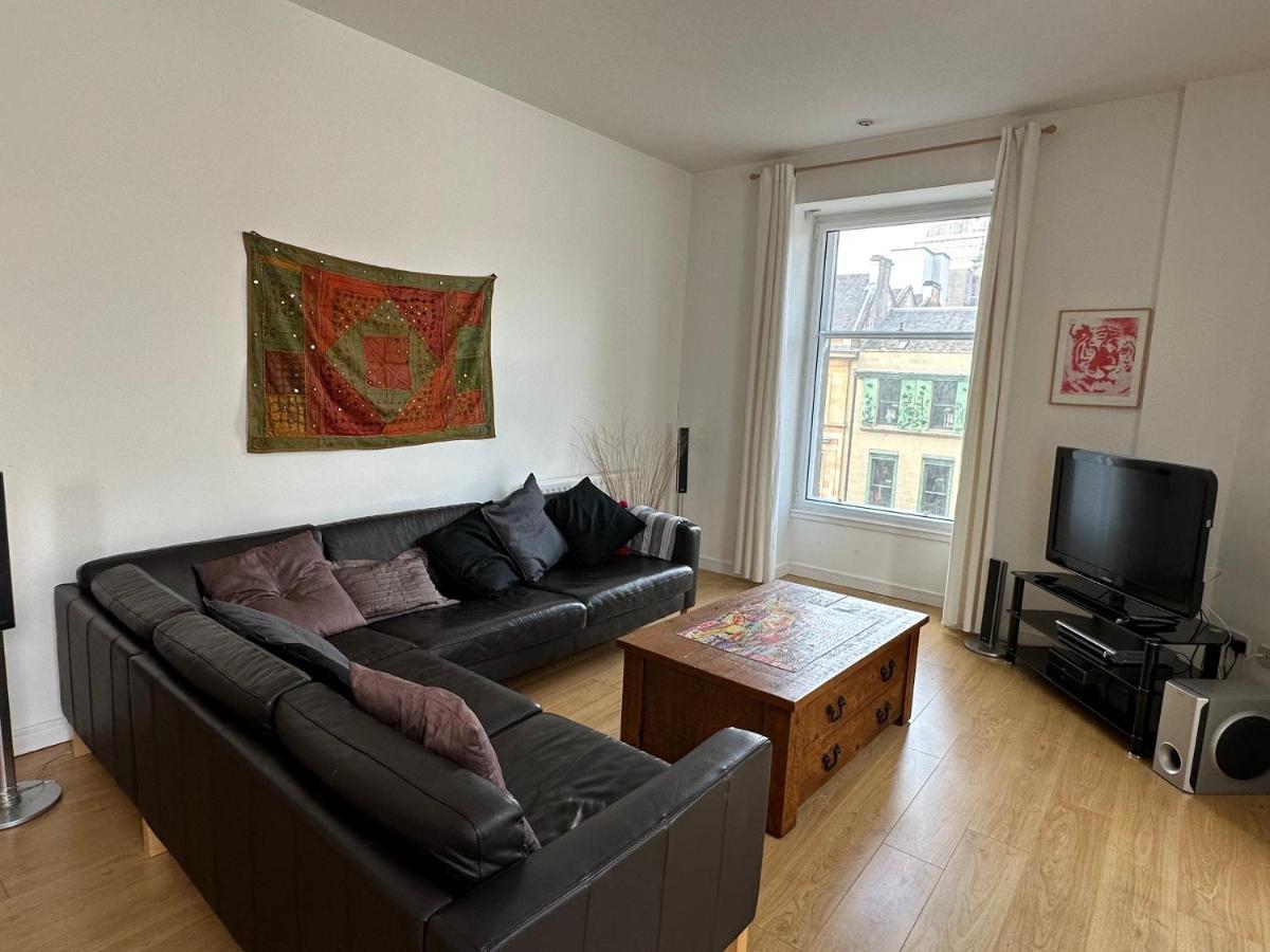 Comfy Two Bedroom Apartment Right In The City Centre Glasgow Esterno foto